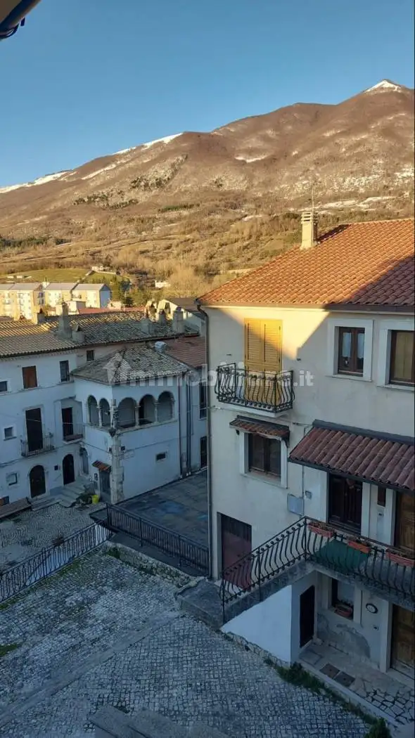 Villa unifamiliare via Chiassetto 11, Centro, Castel di Sangro