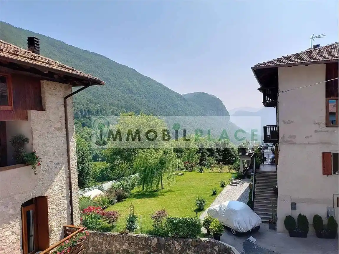 Appartamento in vendita a Comano Terme