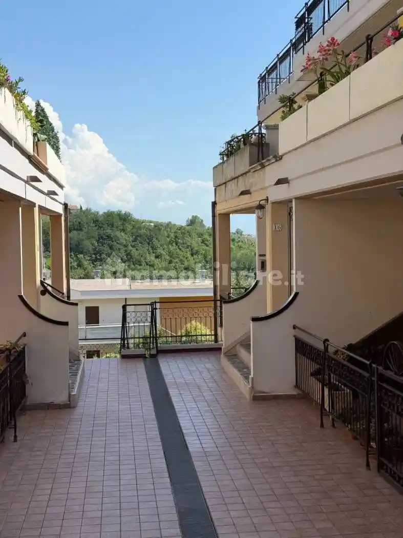 Quadrilocale via Francesco Paolo Taffiorelli 16, Penne - foto 3