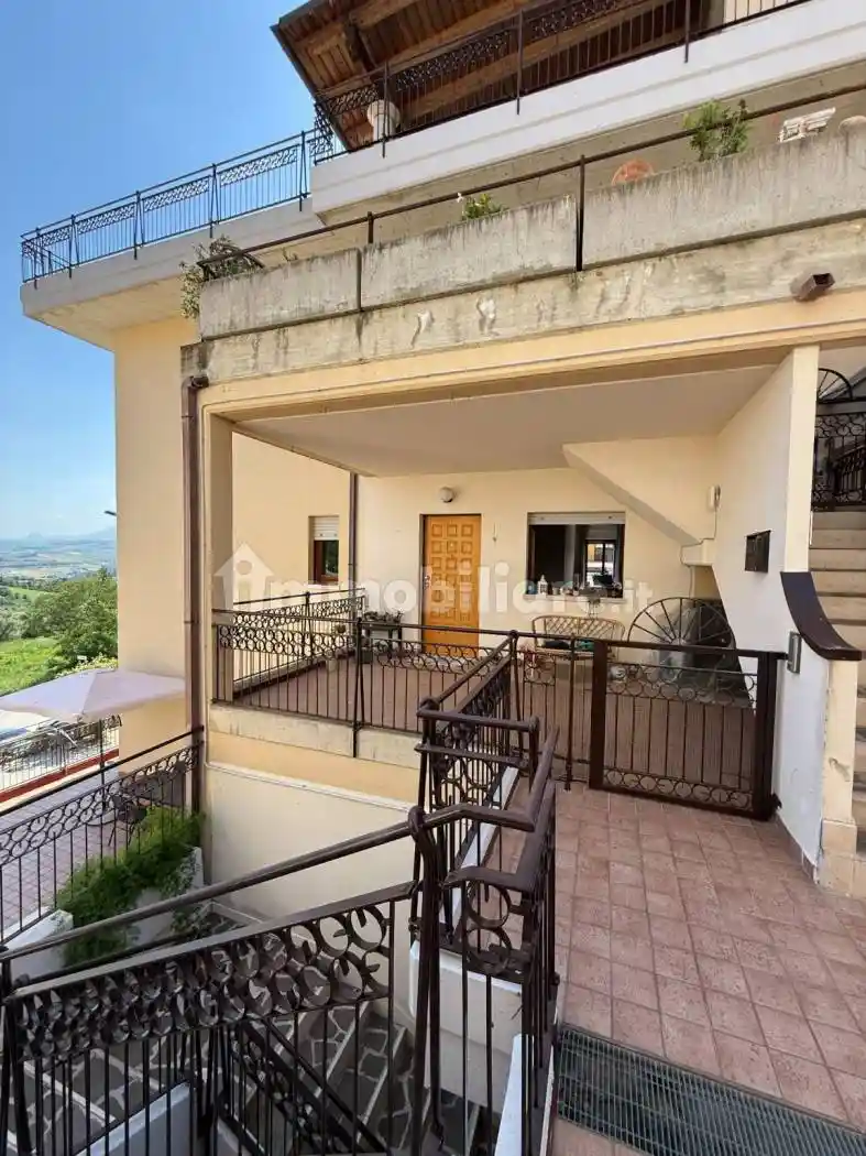 Quadrilocale via Francesco Paolo Taffiorelli 16, Penne - foto 4