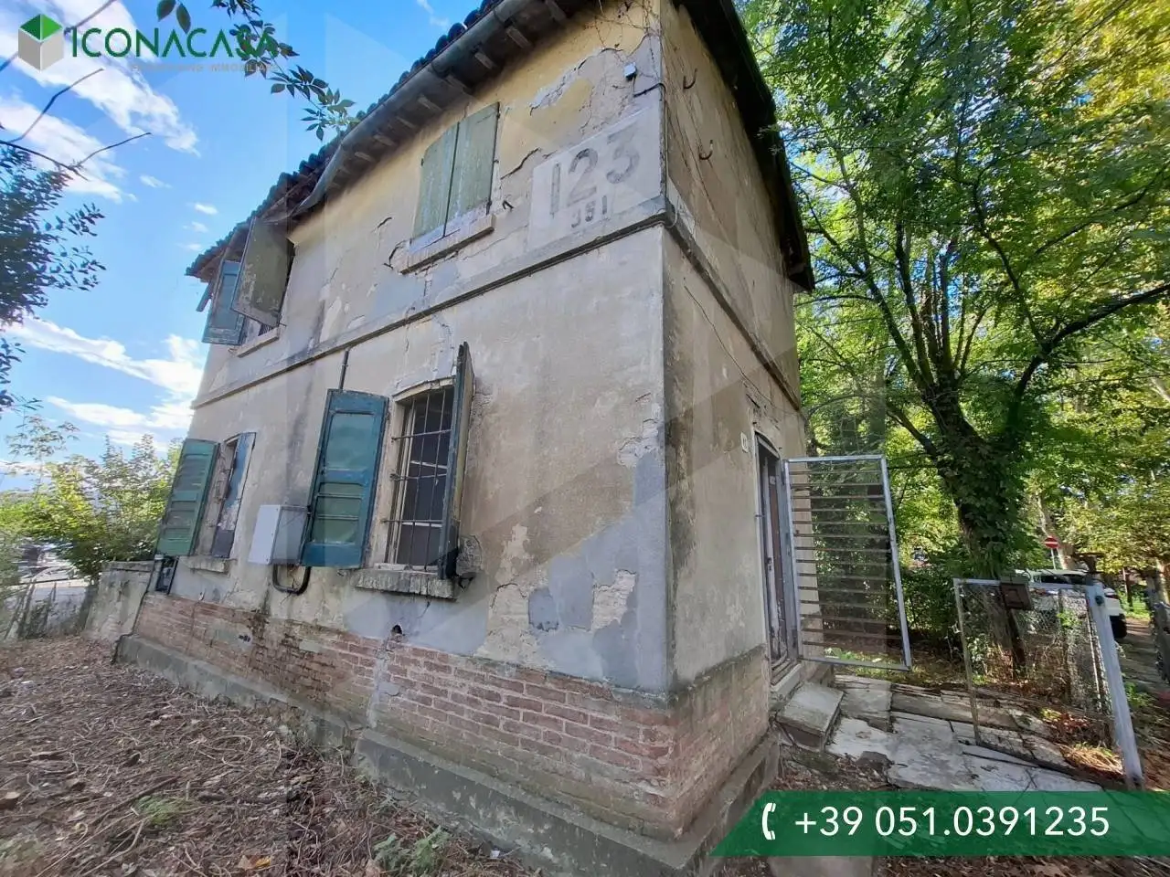 Villa in vendita a Casalecchio di Reno