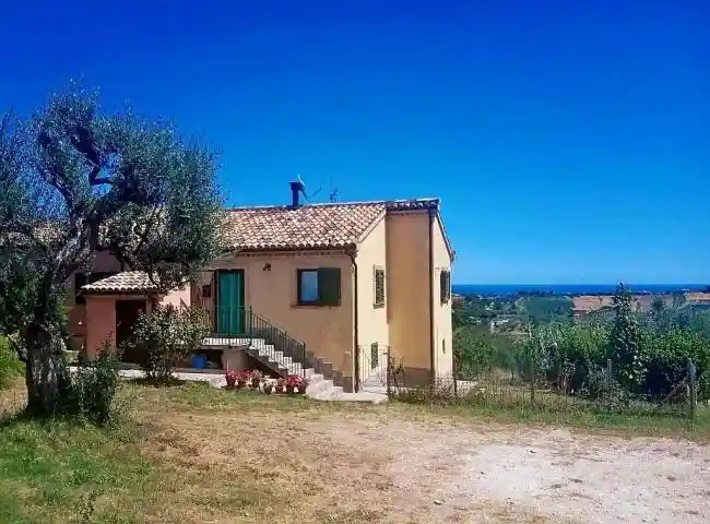 Rustico - Casale in vendita a Cupra Marittima