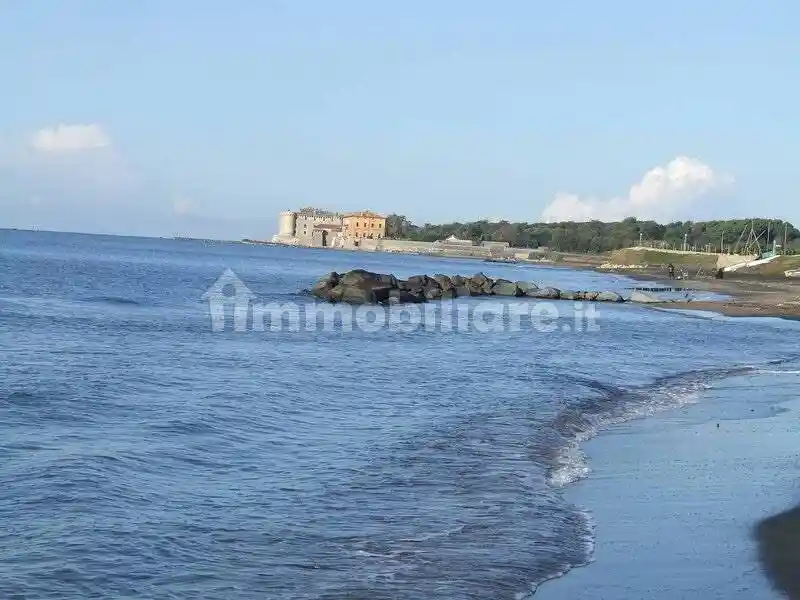 Villetta a schiera in affitto a Ladispoli