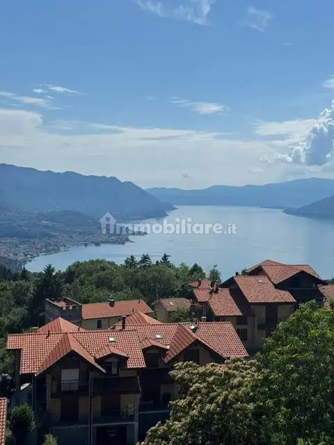 Appartamento in vendita a Agra