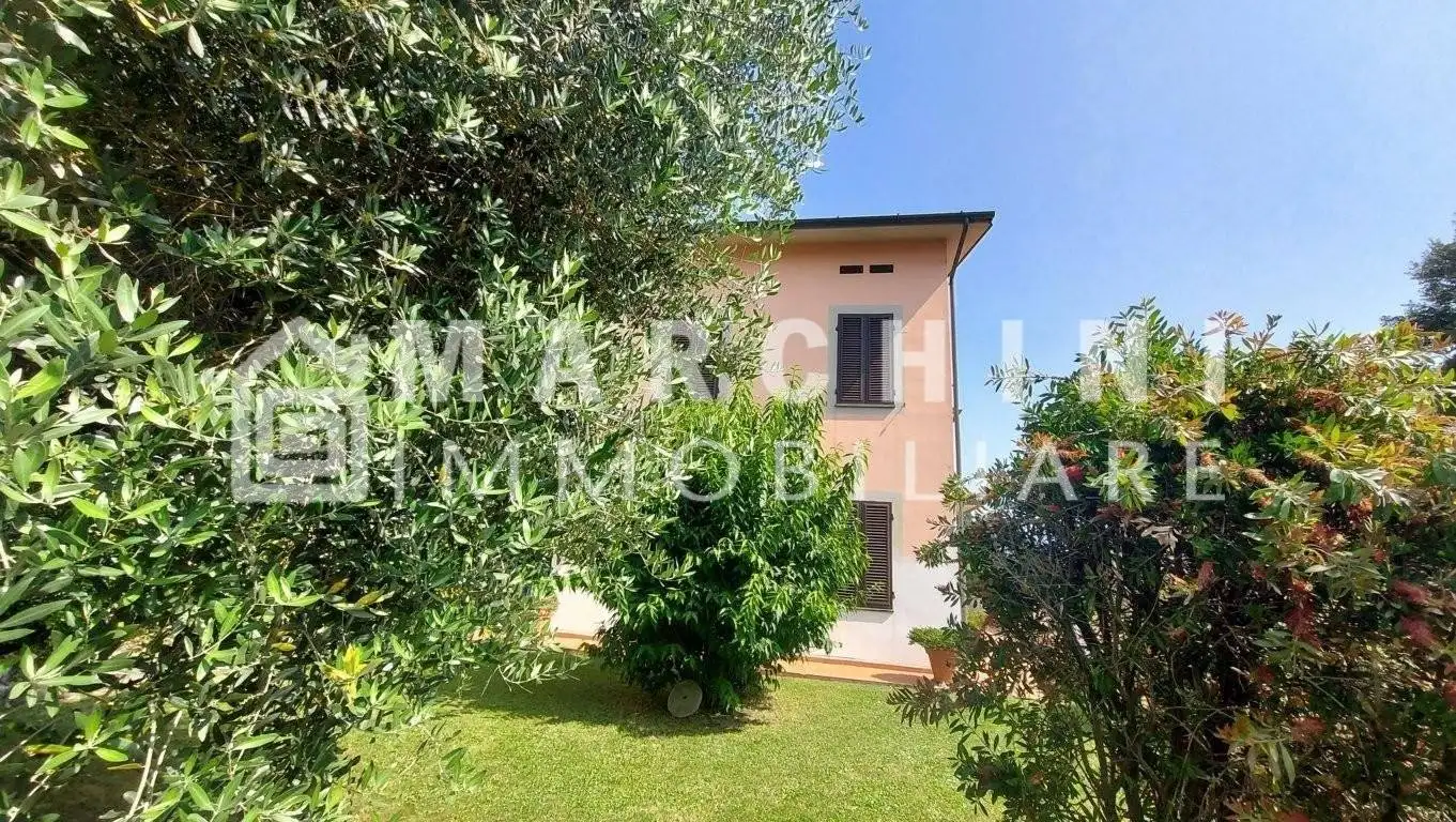 Villa in vendita a Lucca