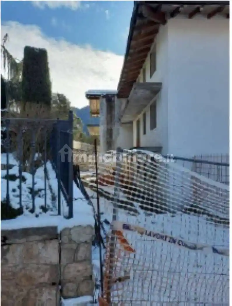 Palazzo - Edificio in Vendita - foto 2