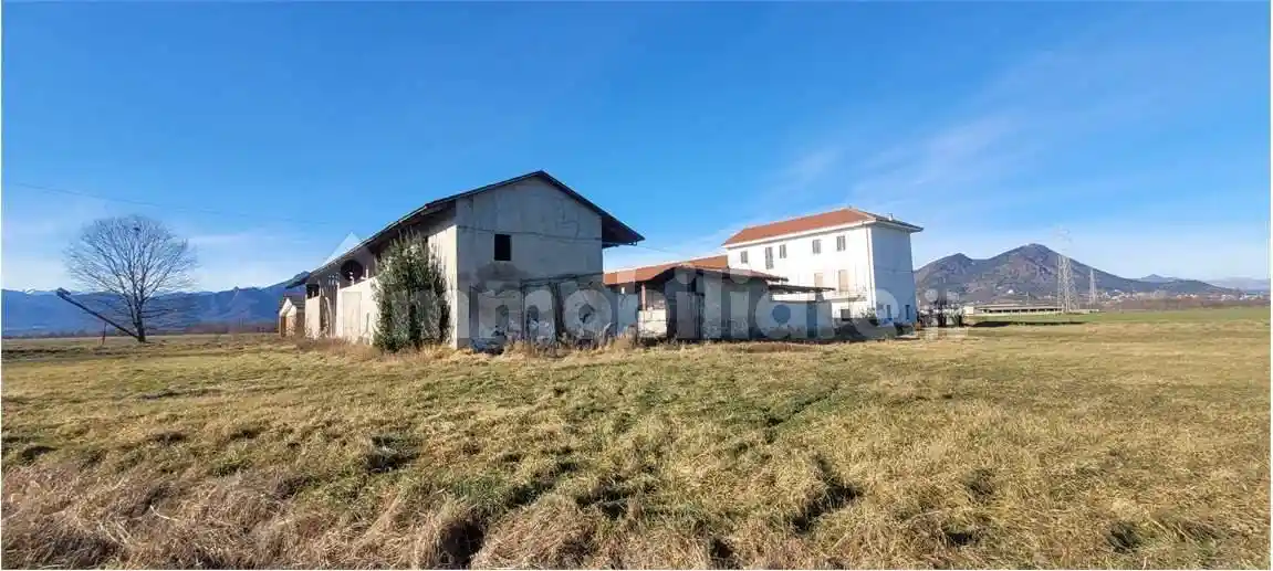 Rustico - Casale in vendita a Cumiana