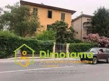 Appartamento in vendita a Lucca