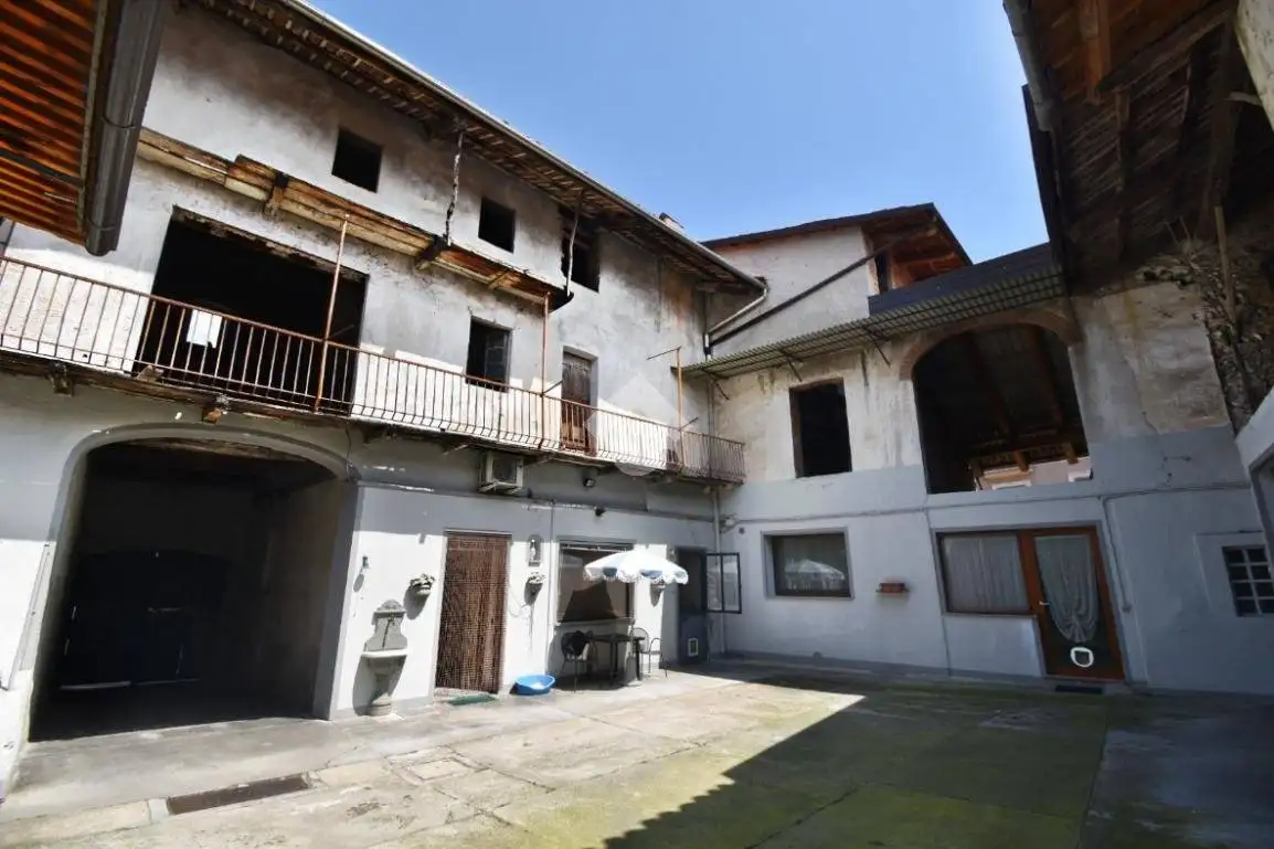 Casa indipendente in vendita a Azeglio