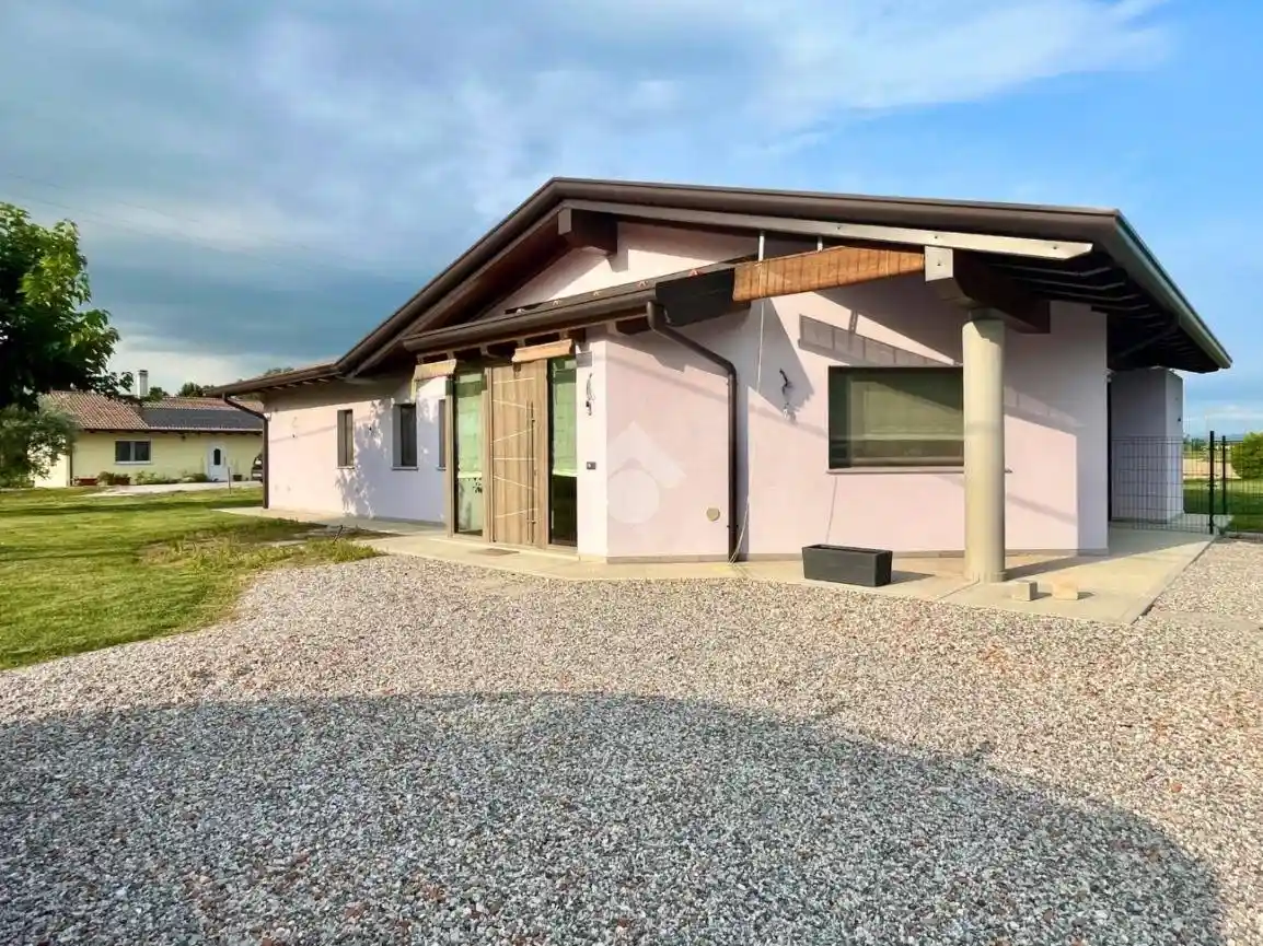 Villa in vendita a Fiumicello Villa Vicentina