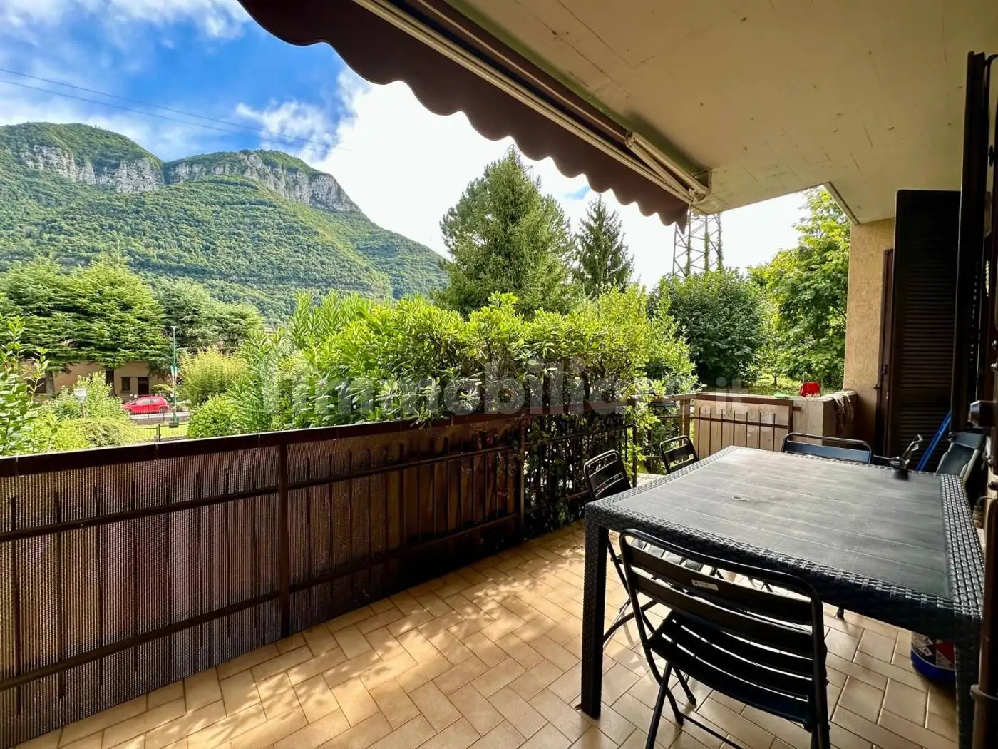 Appartamento in vendita a Spinone al Lago