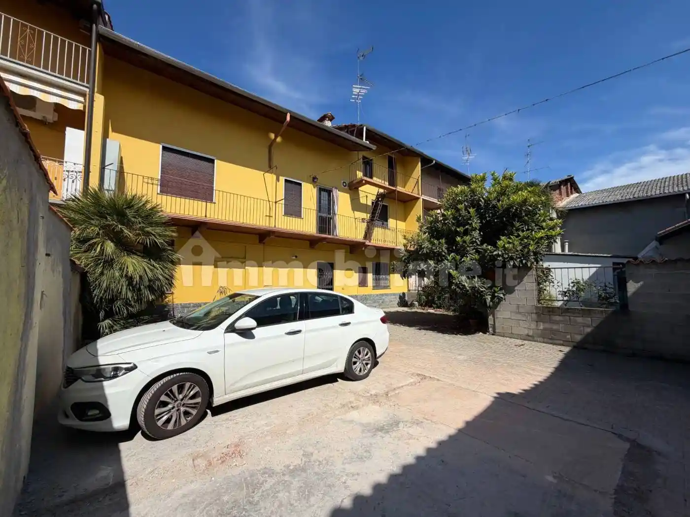 Casa indipendente in vendita a Galliate