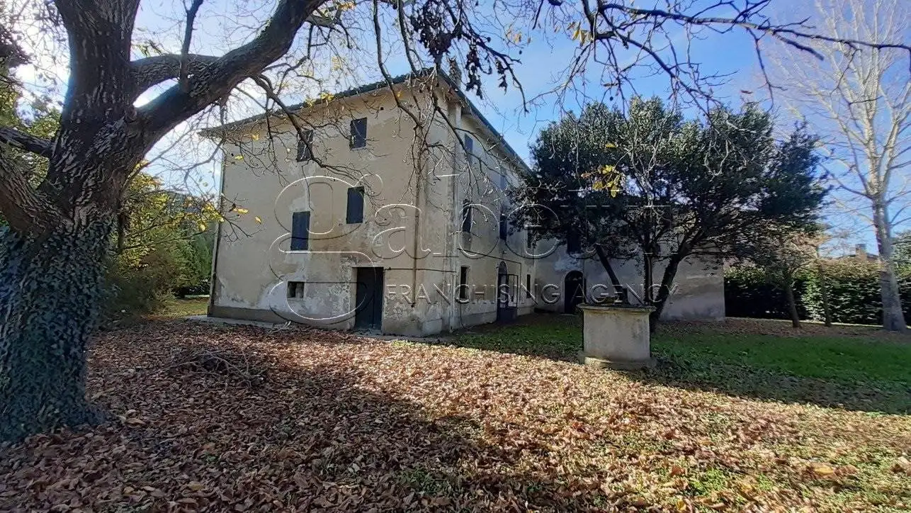 Villa in vendita a Argenta