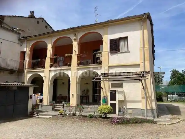Appartamento in vendita a Cavour