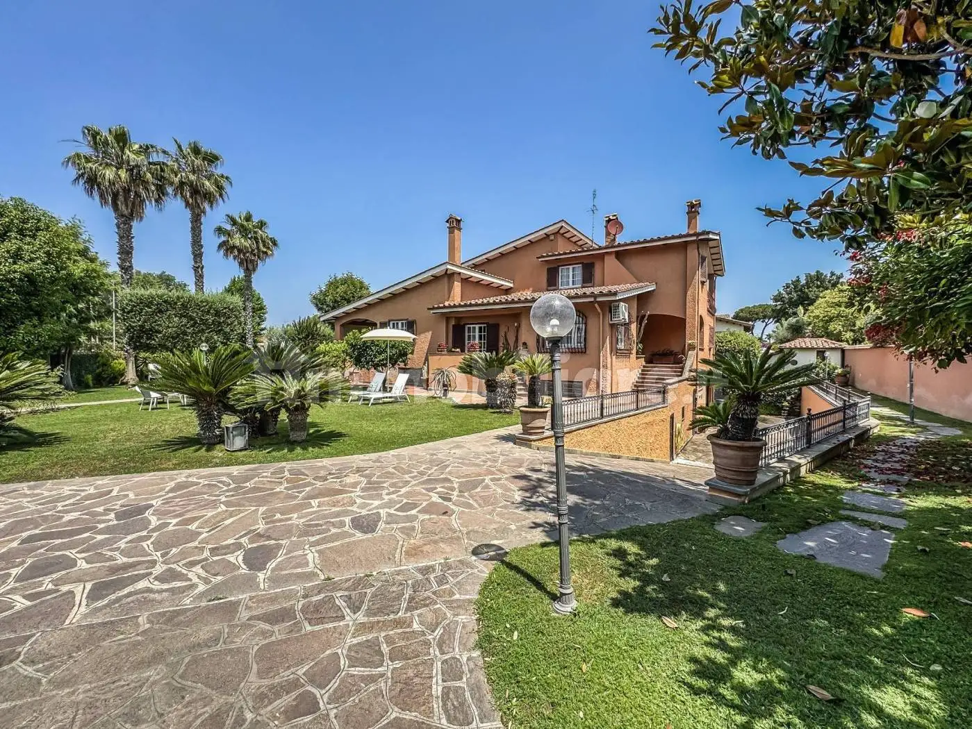 Villa unifamiliare in vendita a Roma