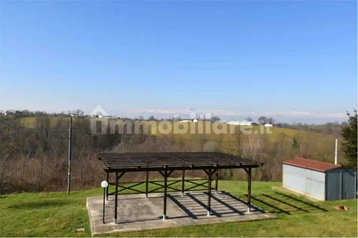 Terratetto unifamiliare 290 m², buono stato, Monteu Roero - foto 3