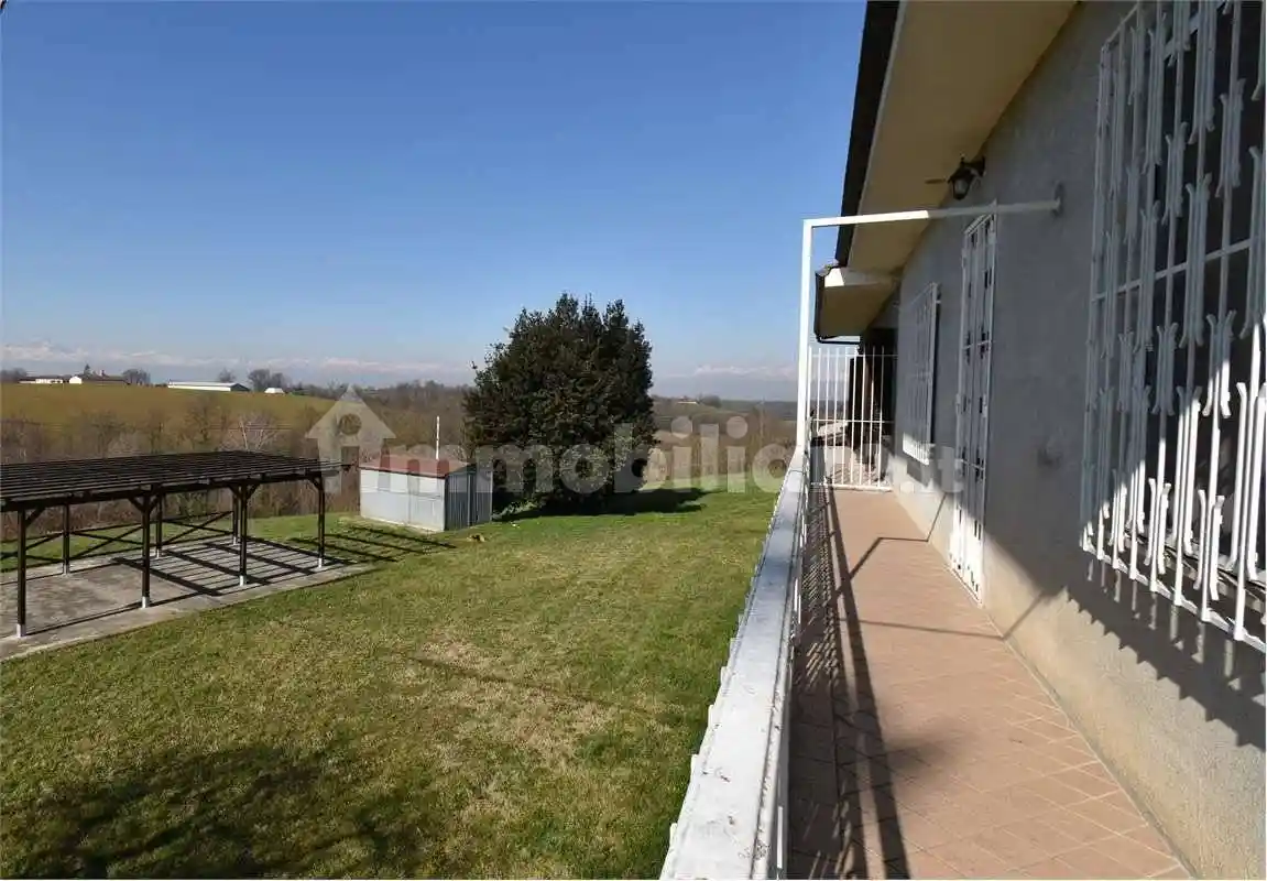 Terratetto unifamiliare 290 m², buono stato, Monteu Roero - foto 5
