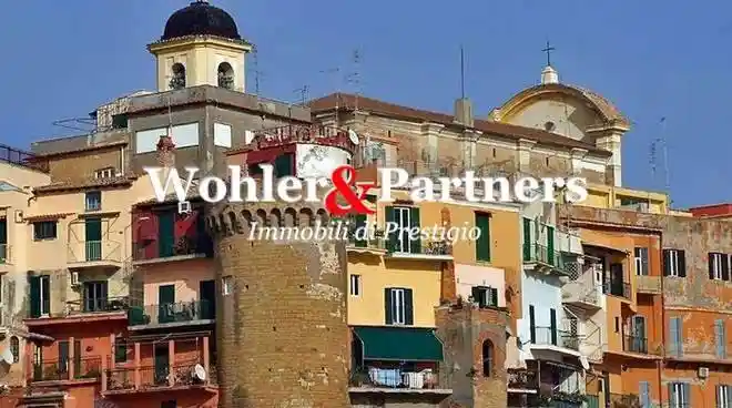 Palazzo - Edificio in vendita a Nettuno