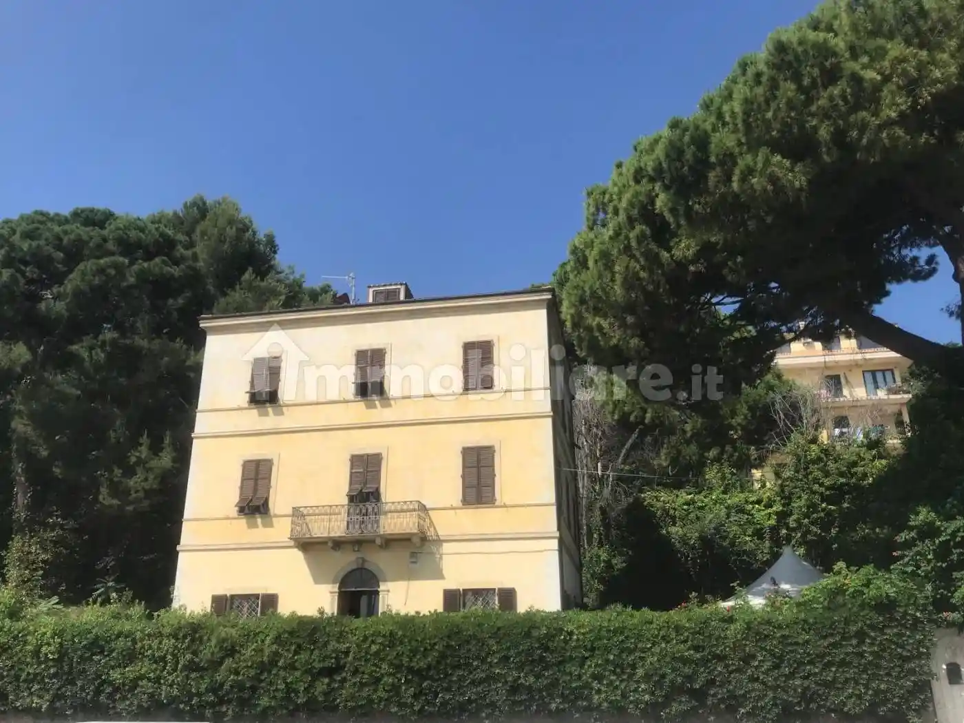 Palazzo - Edificio in vendita a Cupra Marittima
