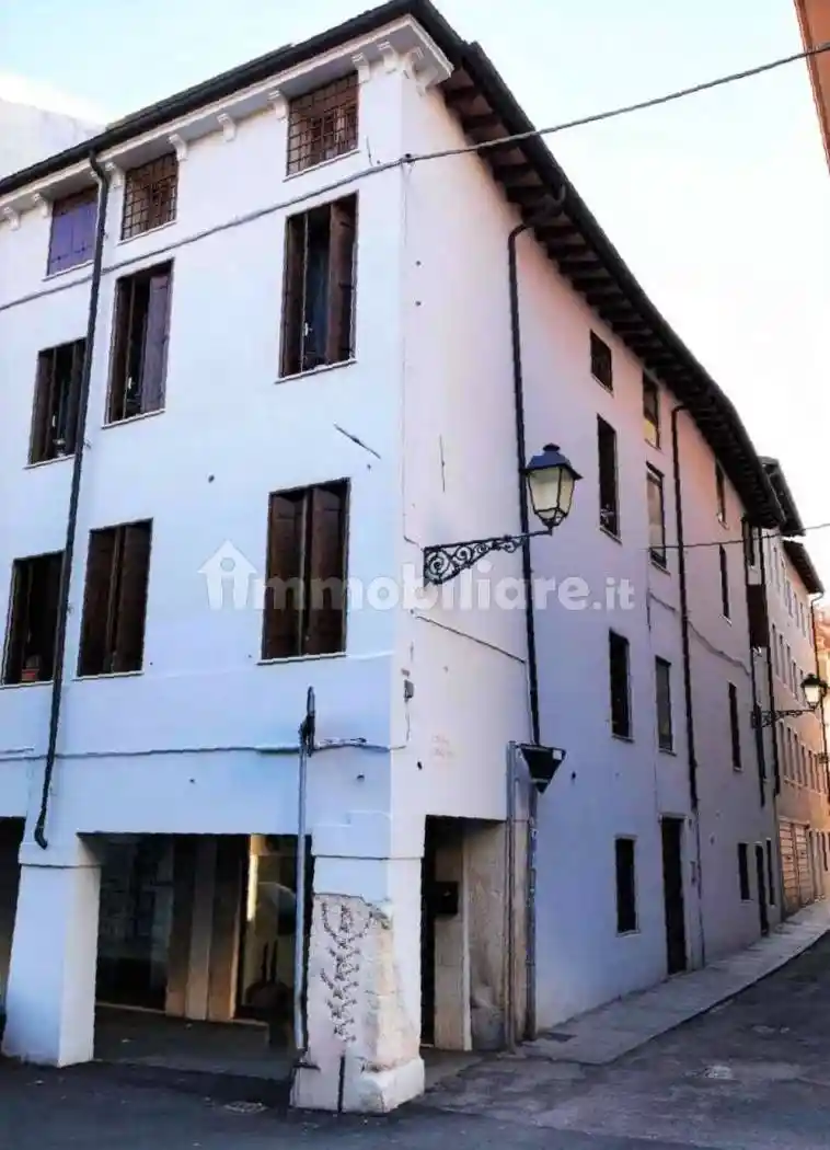 Appartamento in vendita a Vicenza
