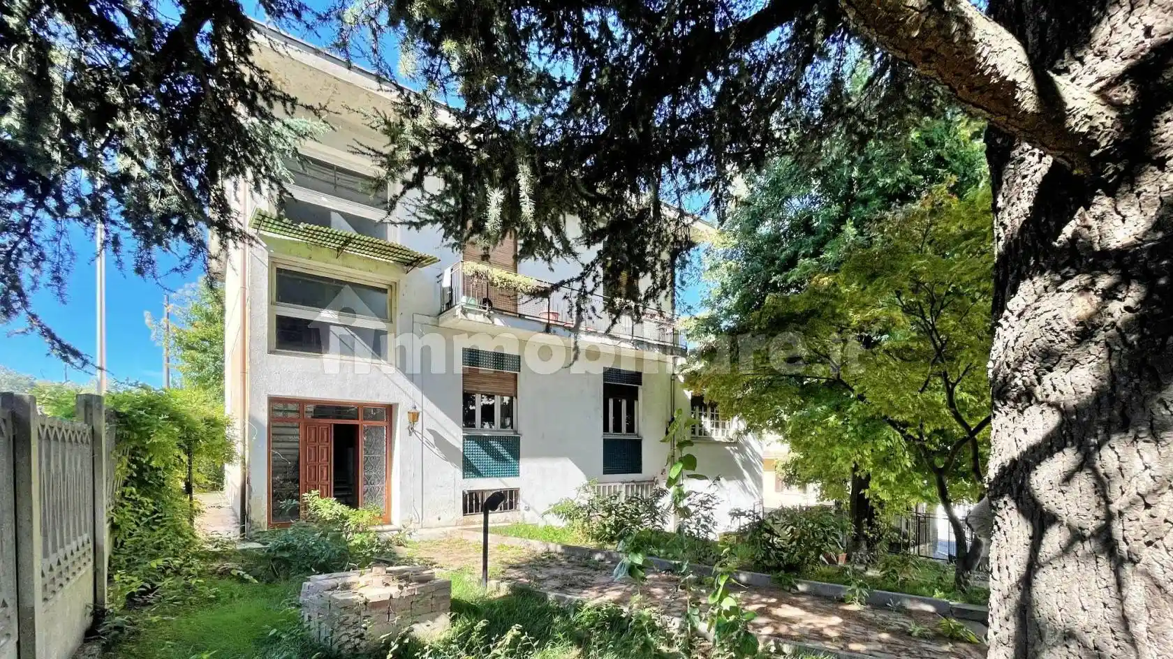 Villa in vendita a Stradella