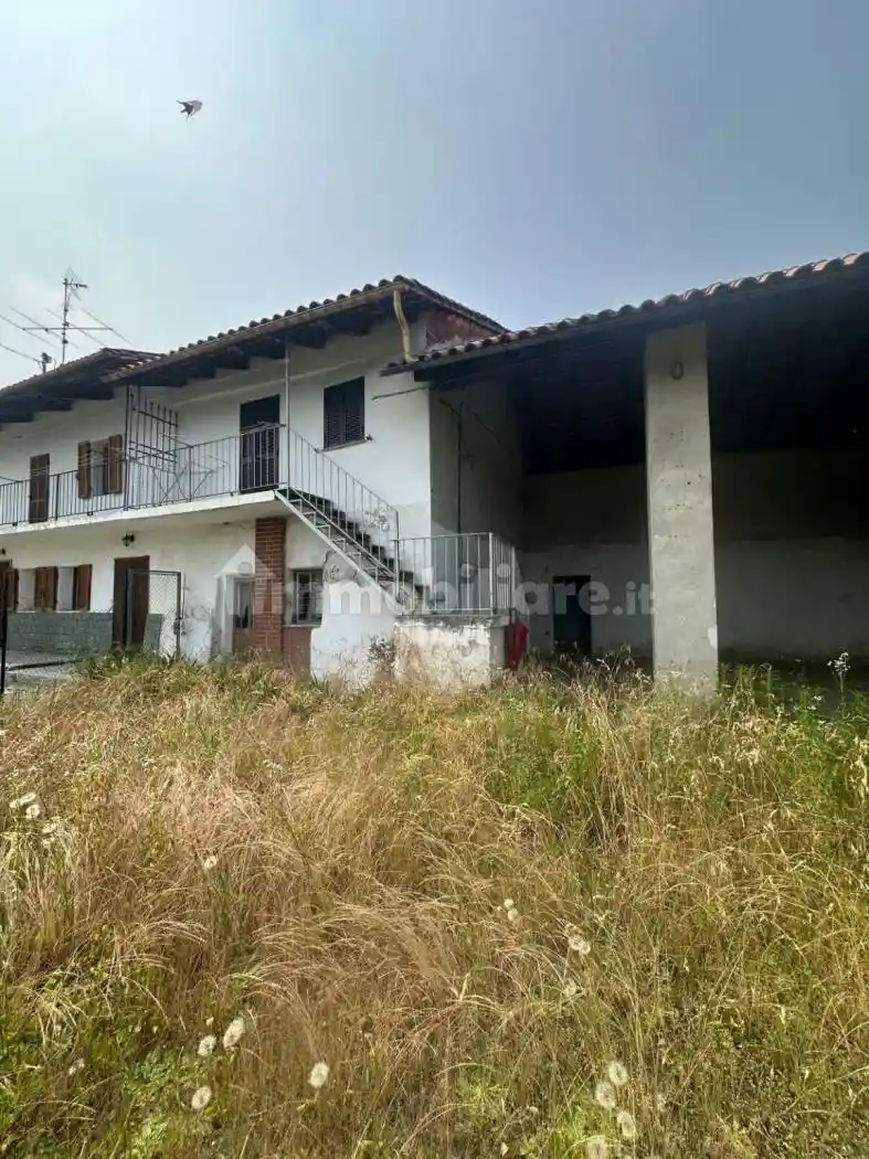 Rustico - Casale in vendita a Revello