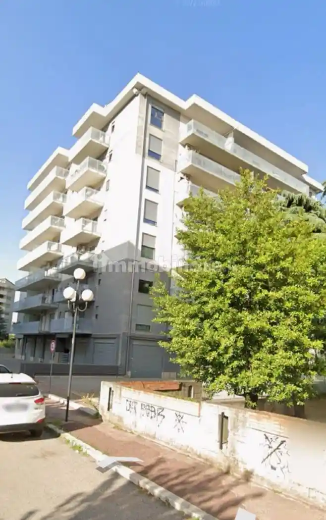 Quadrilocale via Crati 48, Roges, Rende - foto 3