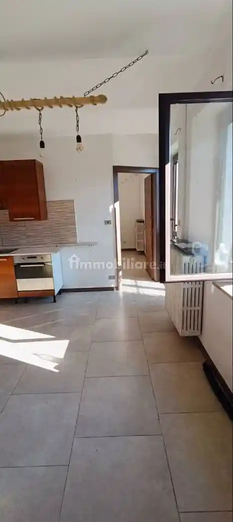 Palazzo - Edificio in Affitto - foto 4