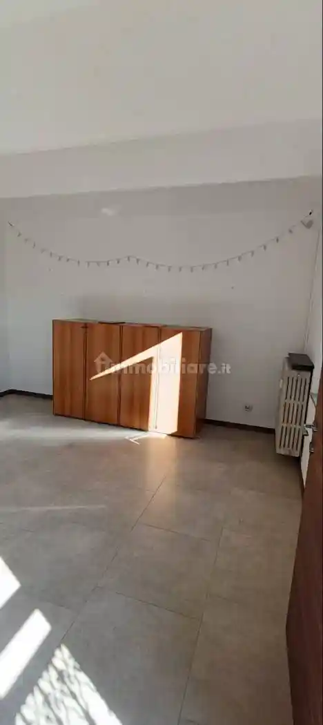 Palazzo - Edificio in Affitto - foto 5