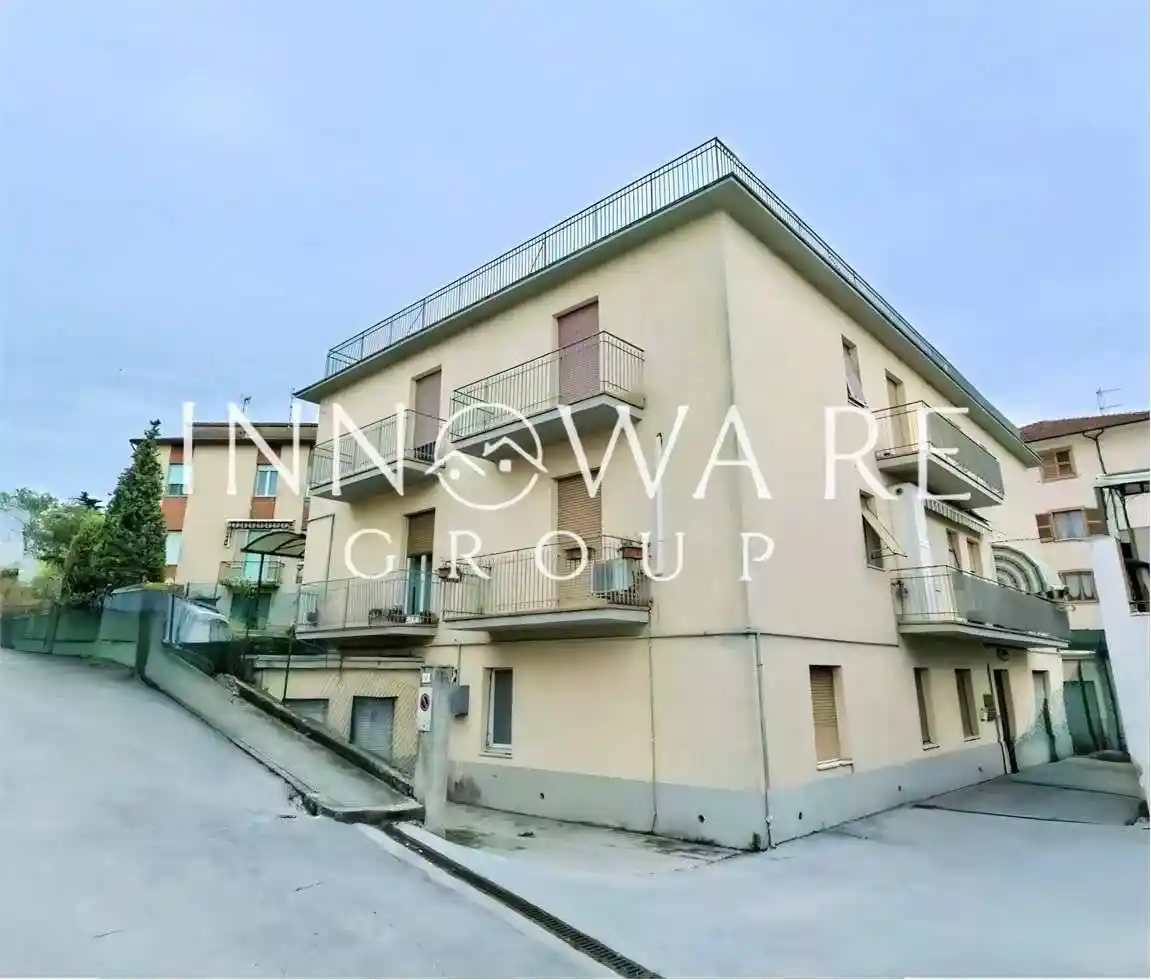 Appartamento in vendita a Falconara Marittima