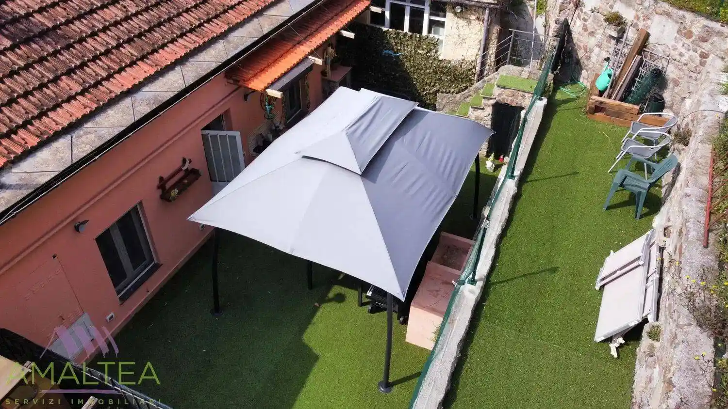 Villa in vendita a Quiliano