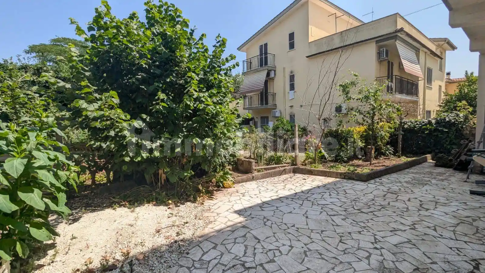 Casa indipendente in vendita a Lanuvio