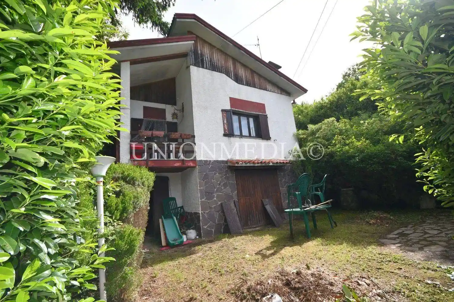 Villa in vendita a Comano