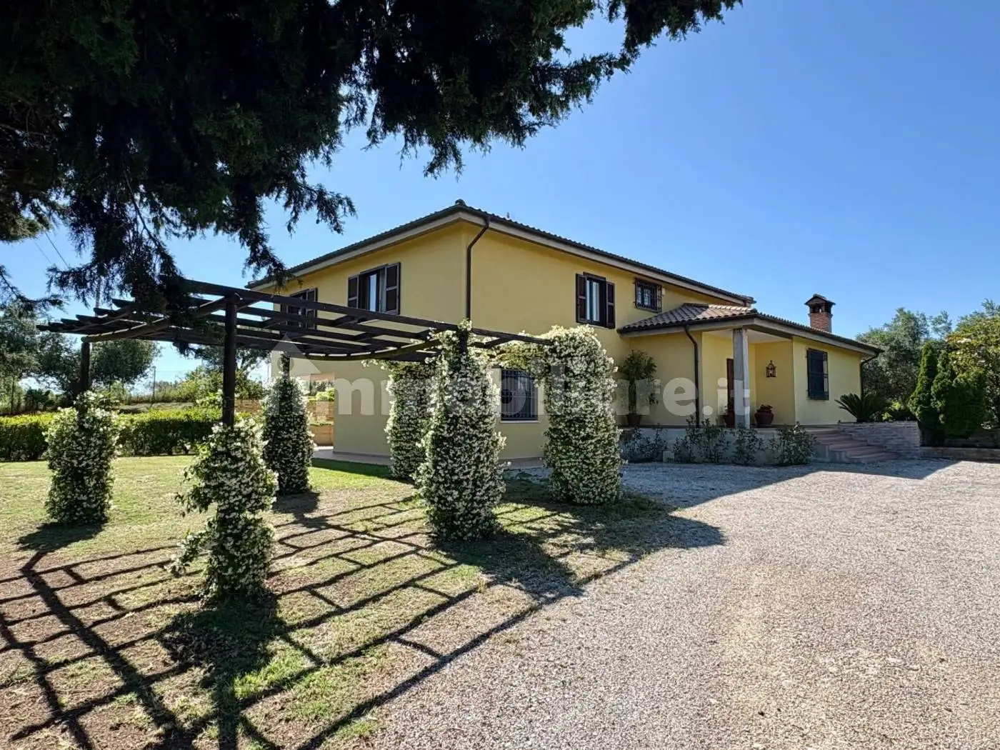 Villa in vendita a Mosciano Sant'Angelo
