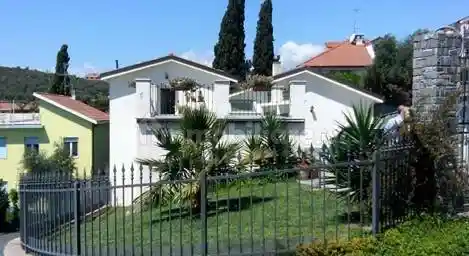 Appartamento in vendita a Imperia