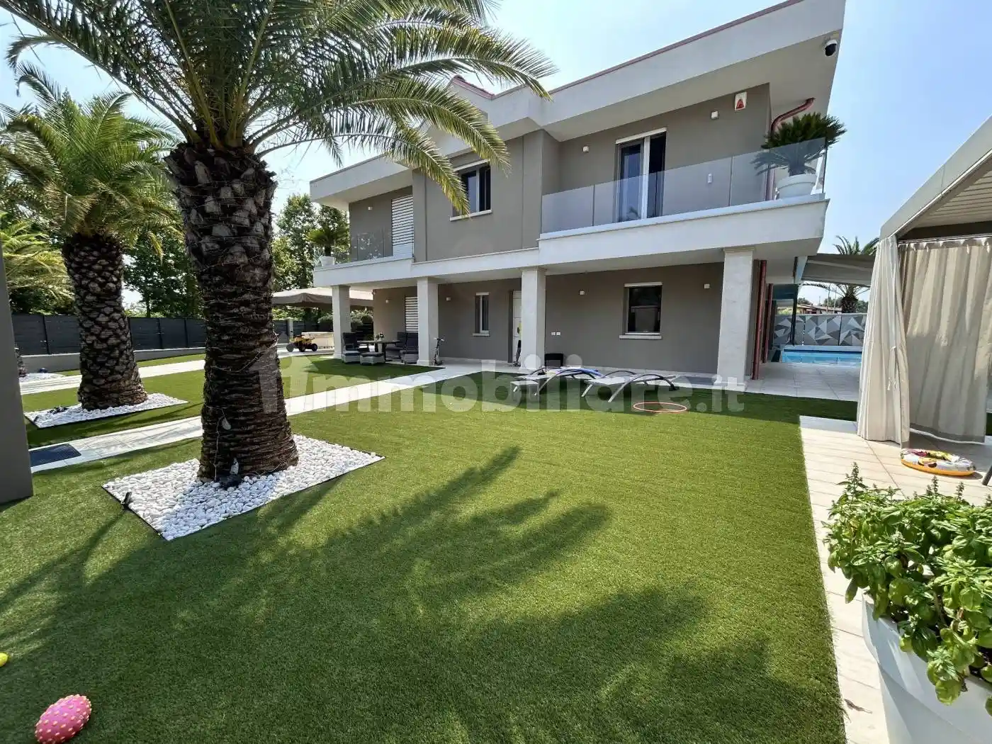 Villa in vendita a Desenzano del Garda