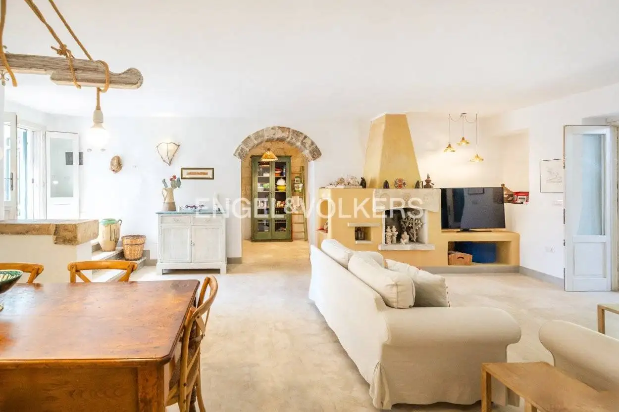 Casa indipendente in vendita a Giurdignano