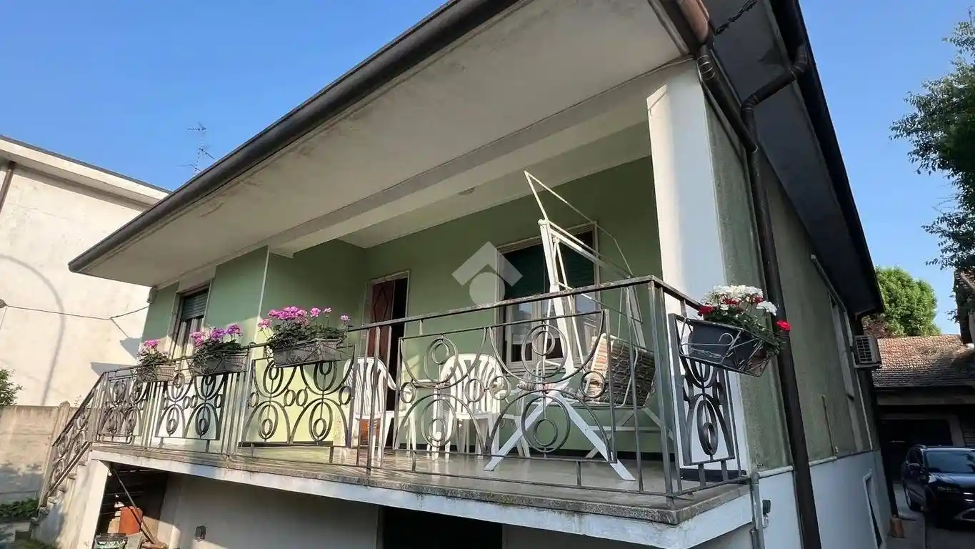 Villa in vendita a Corbetta