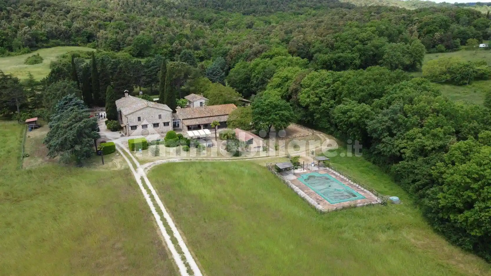 Rustico - Casale in vendita a Giove