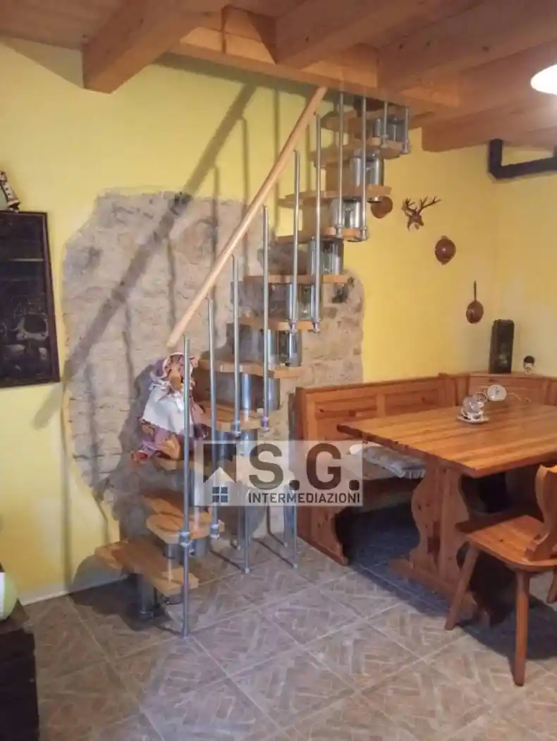 Appartamento in vendita a Sovramonte