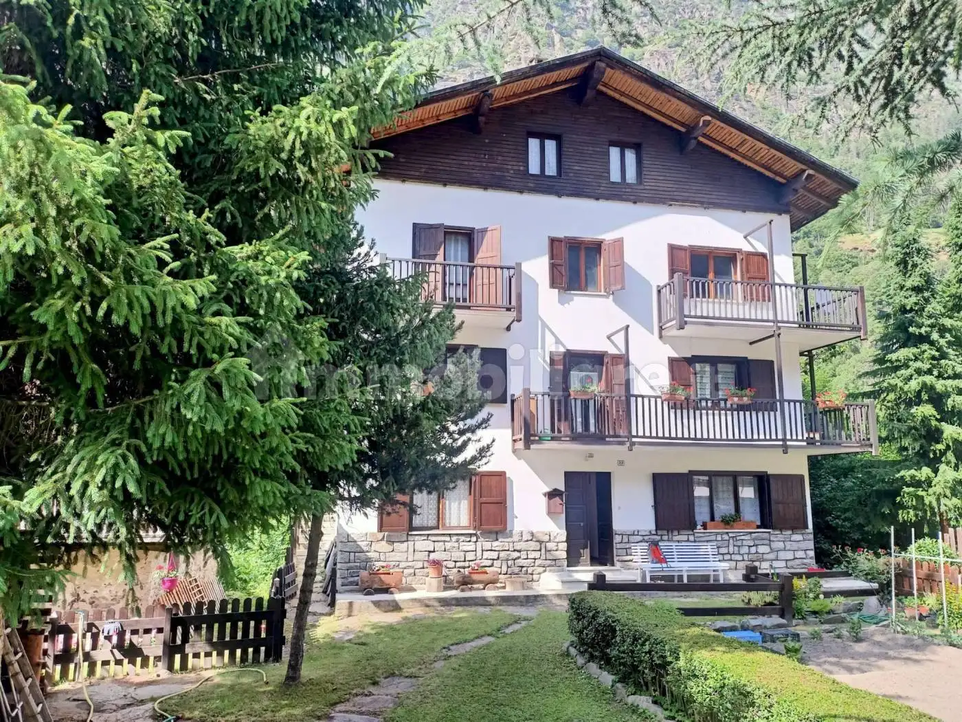 Casa indipendente in vendita a Aymavilles