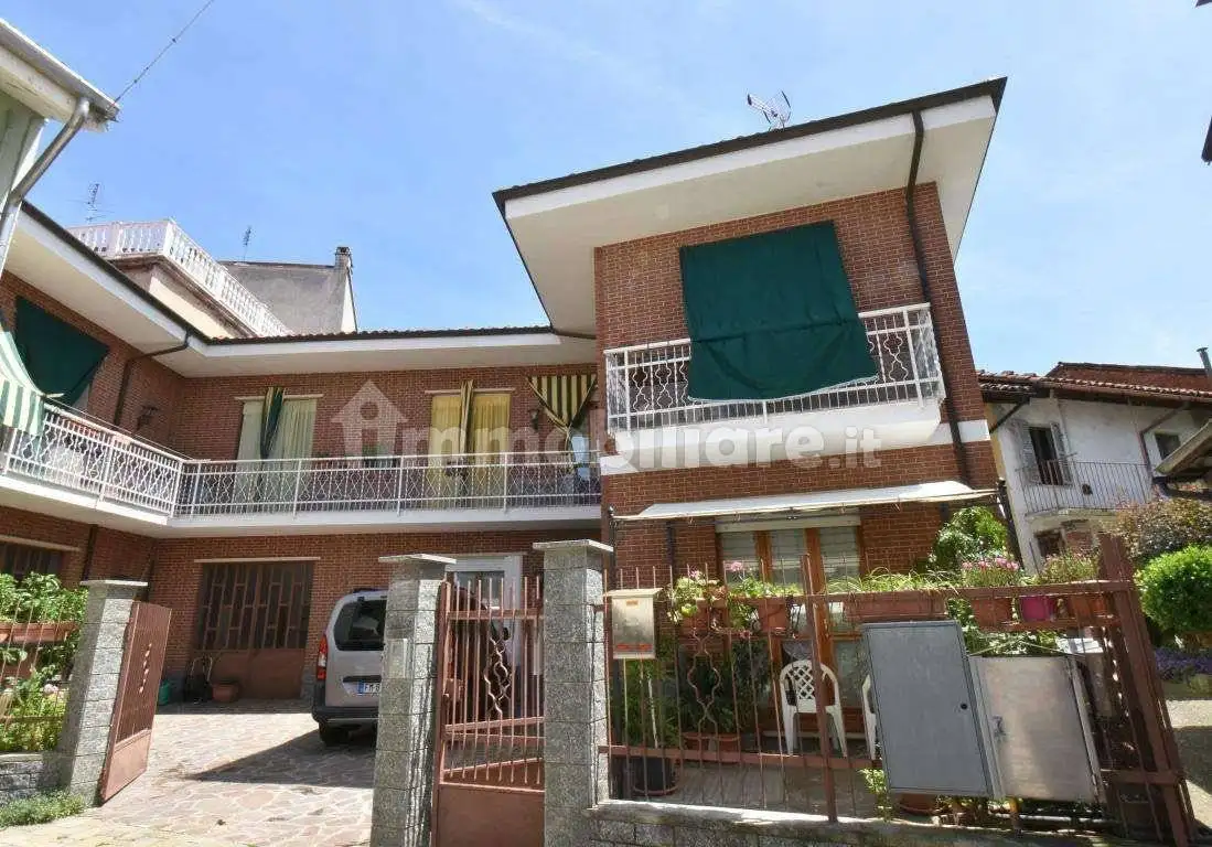 Villa in vendita a Montà