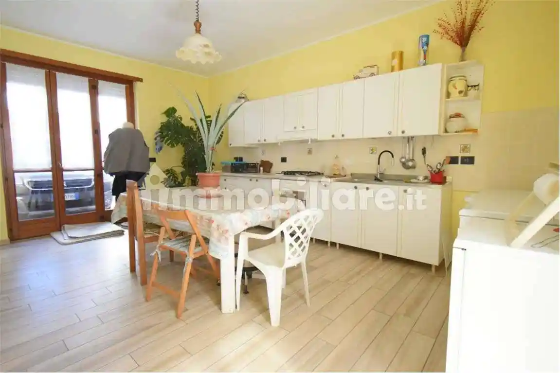 Villa bifamiliare vicolo alessandria, 25, Centro, Montà - foto 5