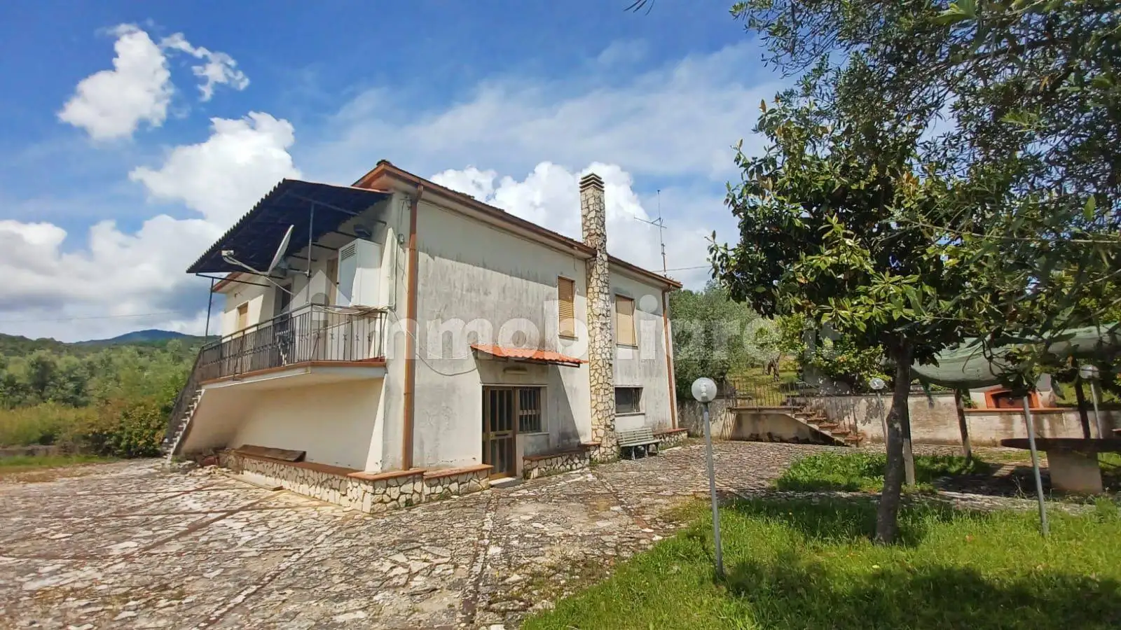 Villa in vendita a Giuliano di Roma