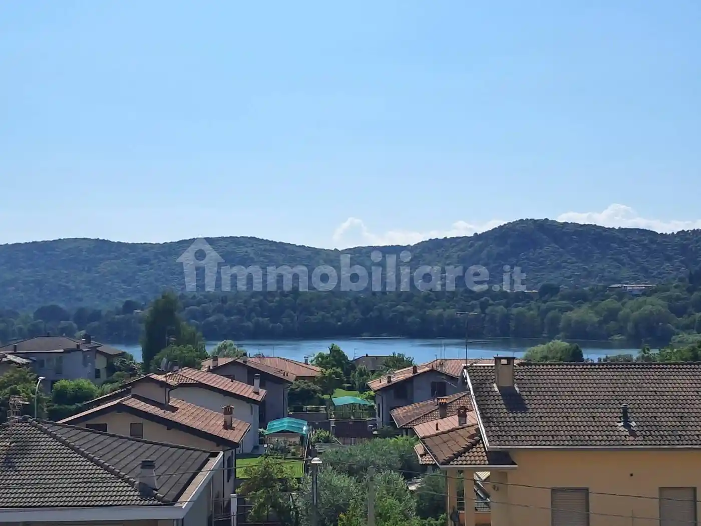 Appartamento in vendita a Varano Borghi