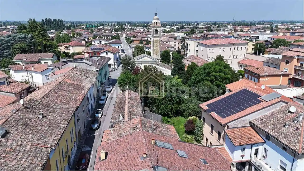 Palazzo - Edificio in vendita a Castel Goffredo