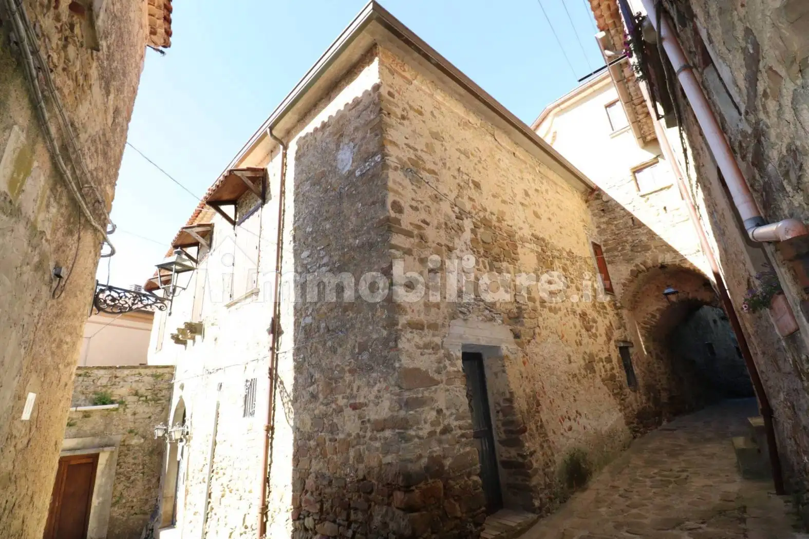 Appartamento in vendita a Serramezzana