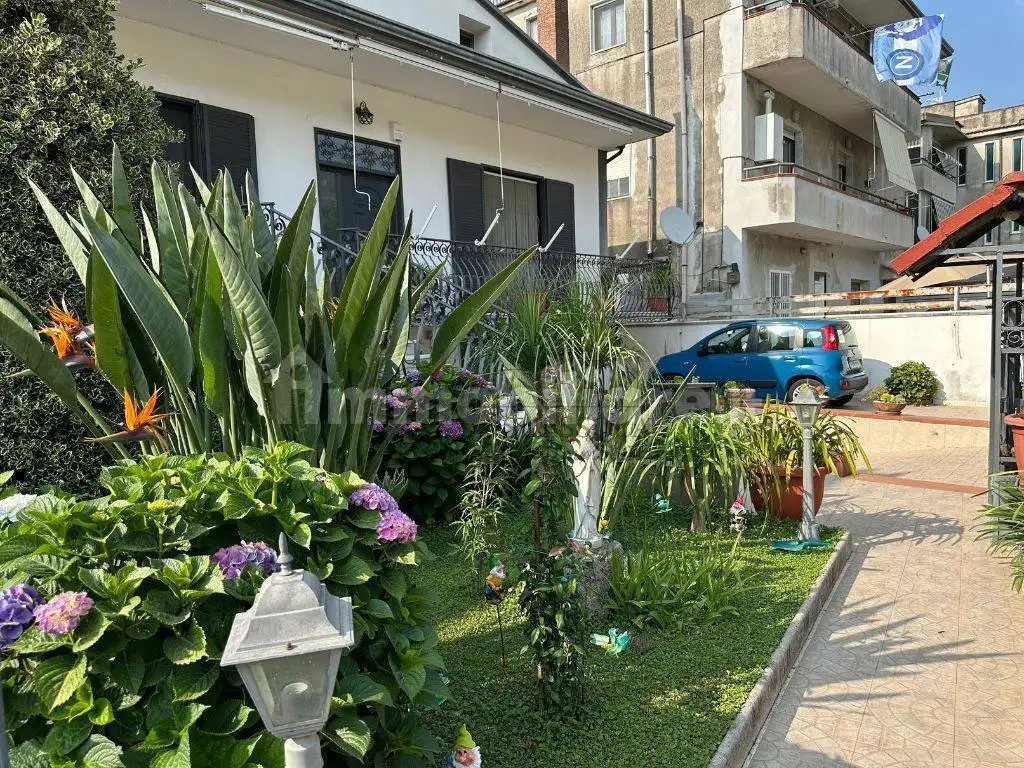 Villa in vendita a Arienzo