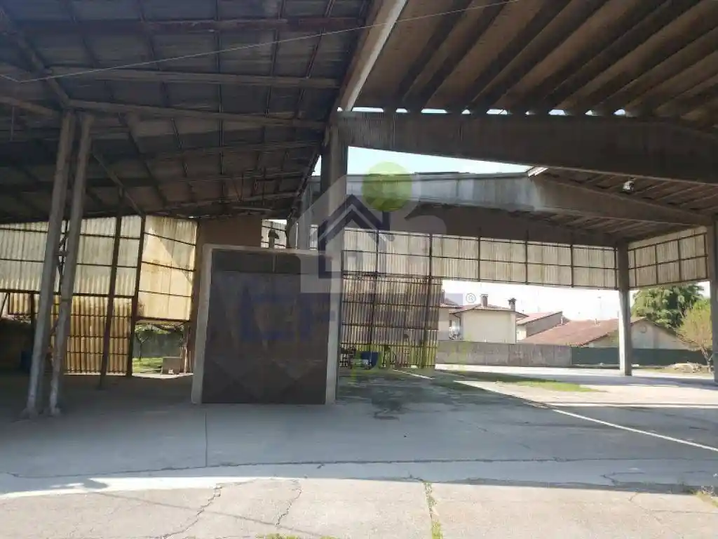 Palazzo - Edificio in vendita a Manerbio