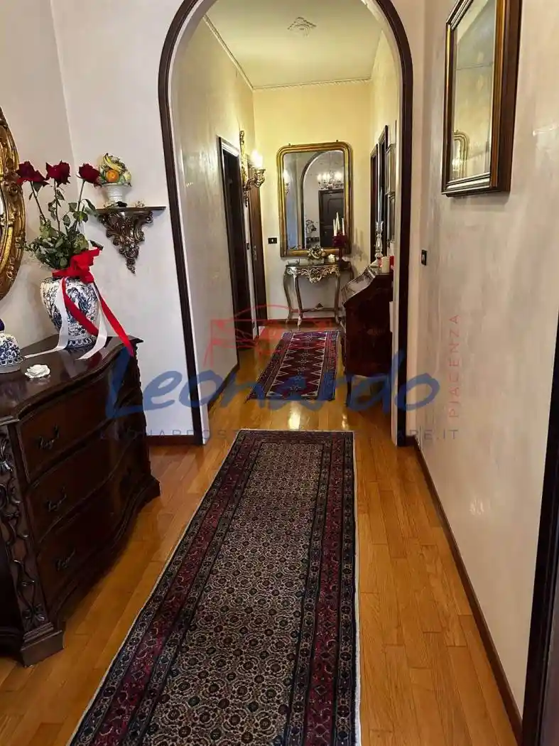 Appartamento in vendita a Piacenza